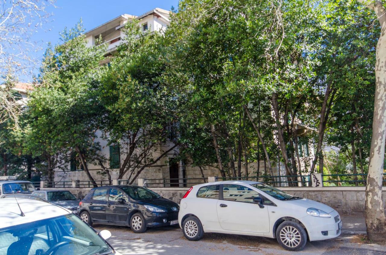Apartment Hello Love Split Exterior photo